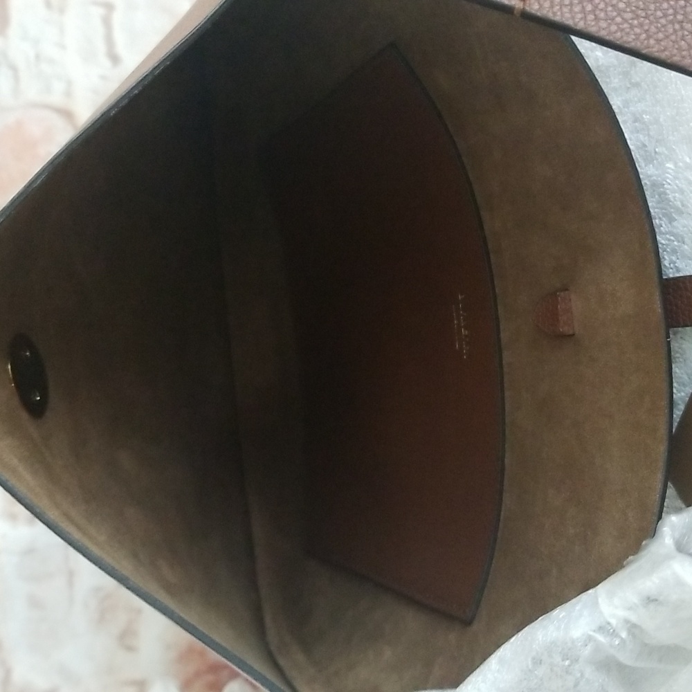 New Burberry Anne Grainy Leather Hobo Bag - Picture 11 of 14